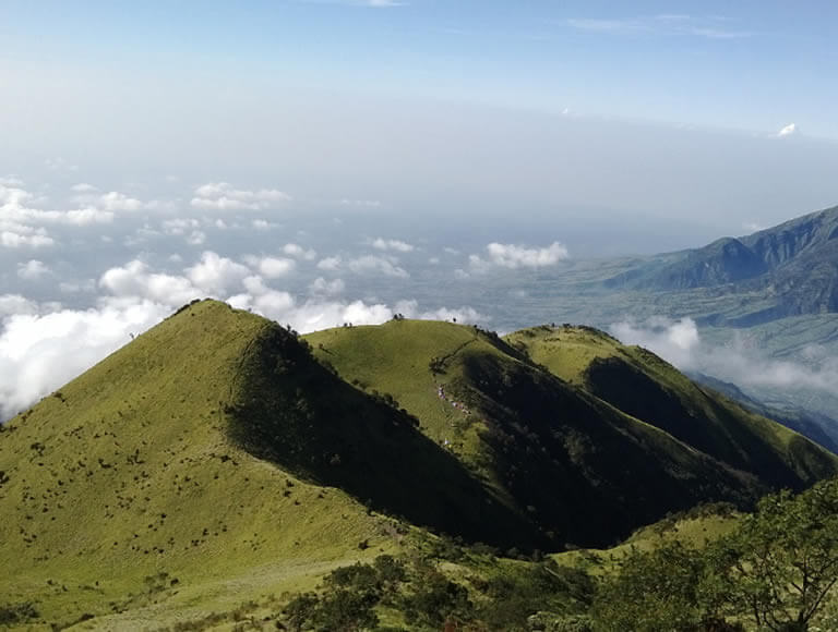 gunung-terindah-di-indonesia
